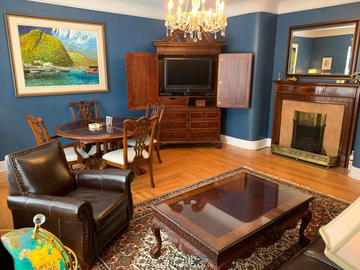 Monroe House Executive Guest Suites セントジョンズ エクステリア 写真