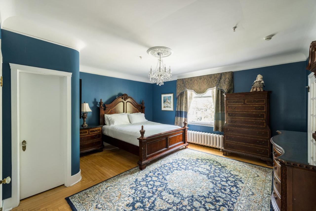 Monroe House Executive Guest Suites セントジョンズ エクステリア 写真