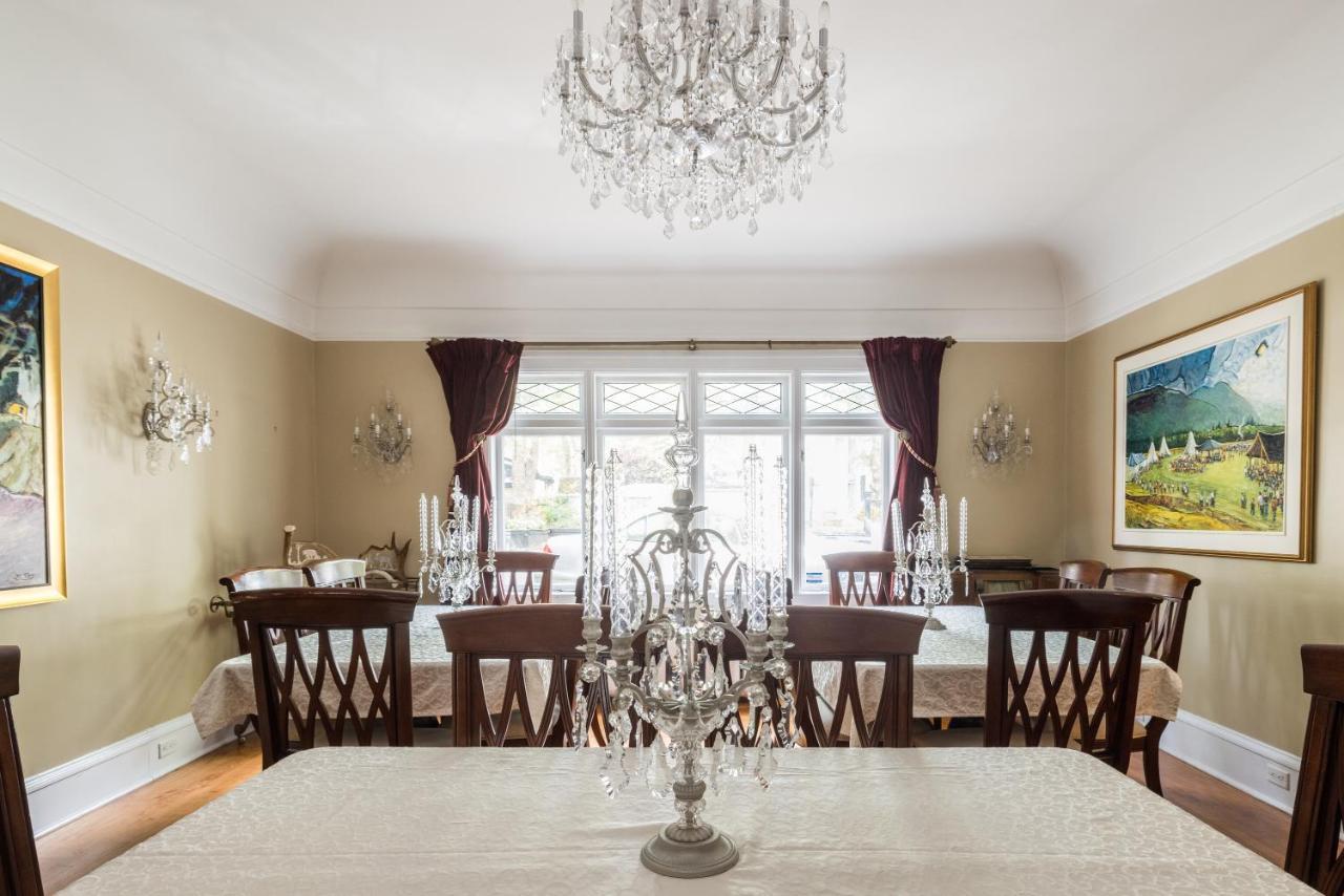 Monroe House Executive Guest Suites セントジョンズ エクステリア 写真