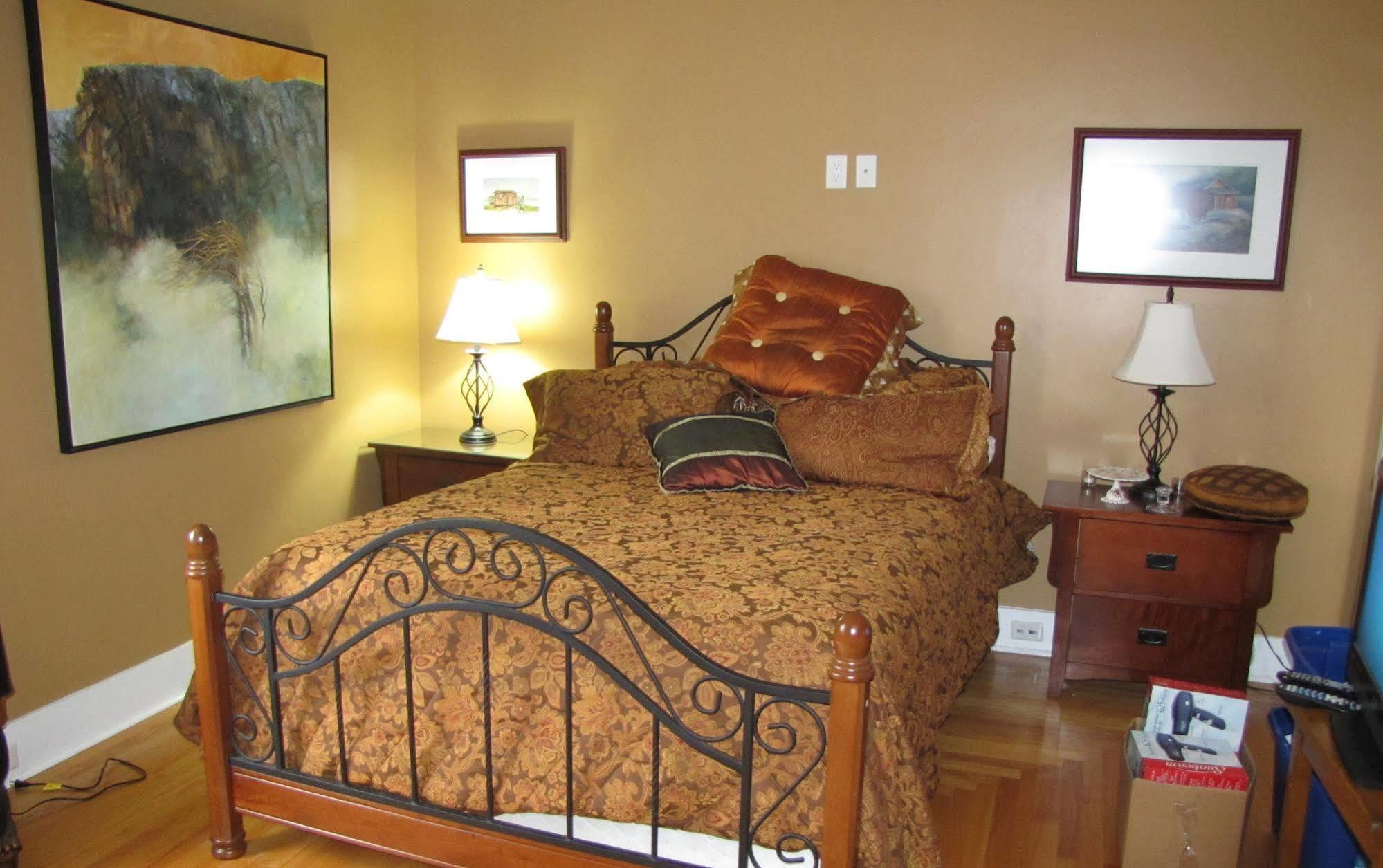 Monroe House Executive Guest Suites セントジョンズ エクステリア 写真